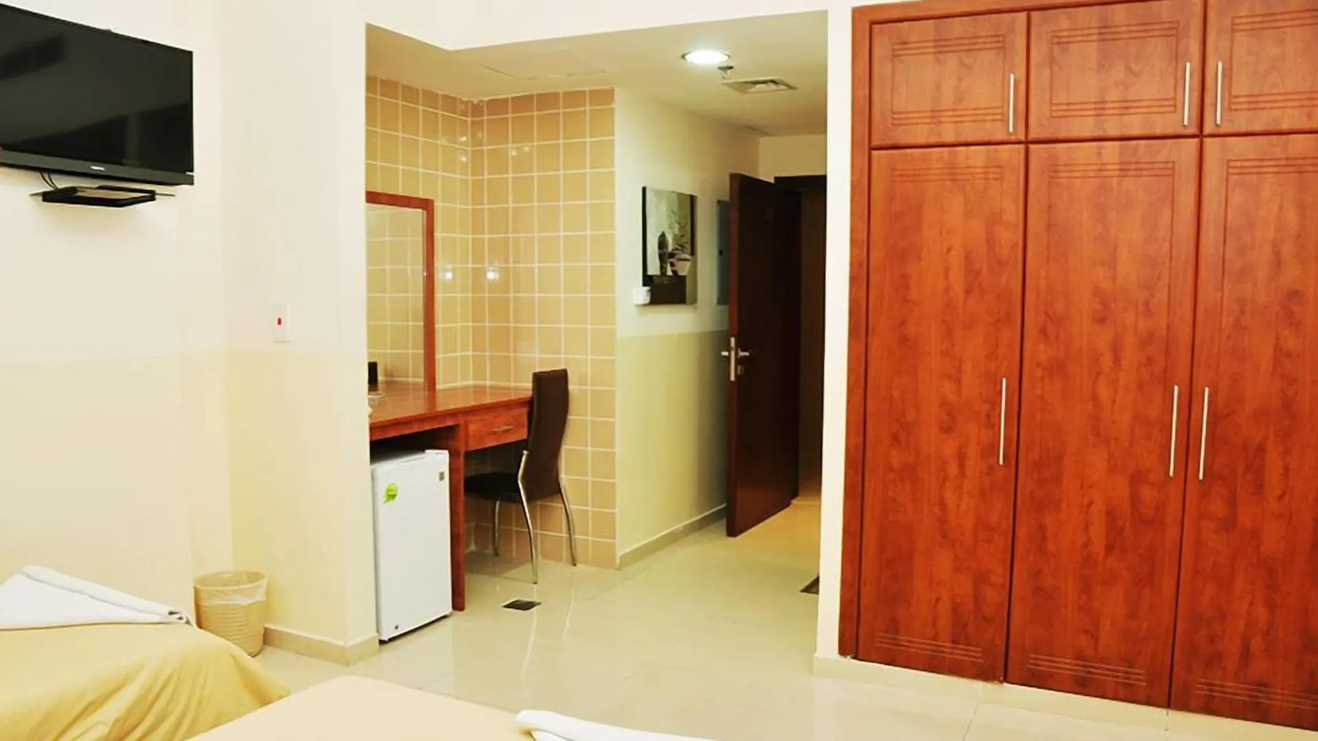 Africana Hotel Dubai 0*,  Förenade Arabemiraten